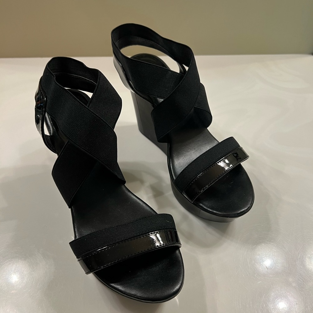 Charles by Charles Davis wedge sandals